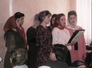 Ukrainian Women singing in Services  (20087 bytes)
